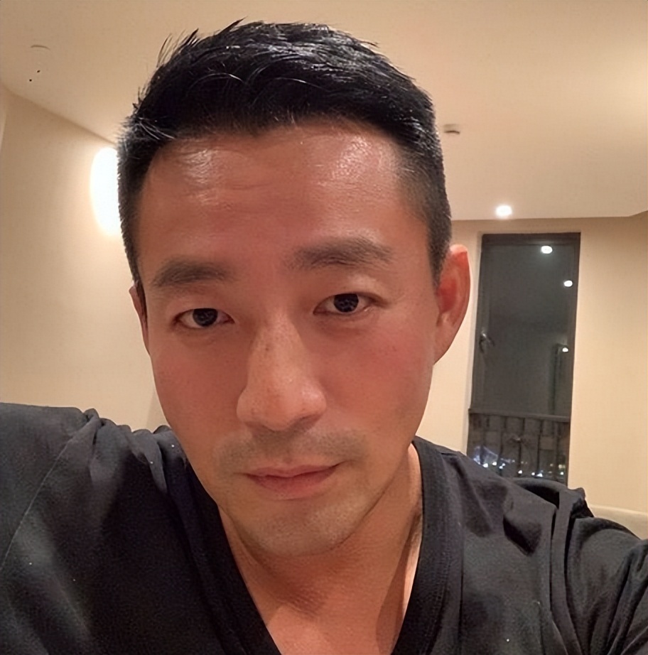 汪小菲爆料和曼蒂将领证结婚,为上海开分店预热,打算好事成双