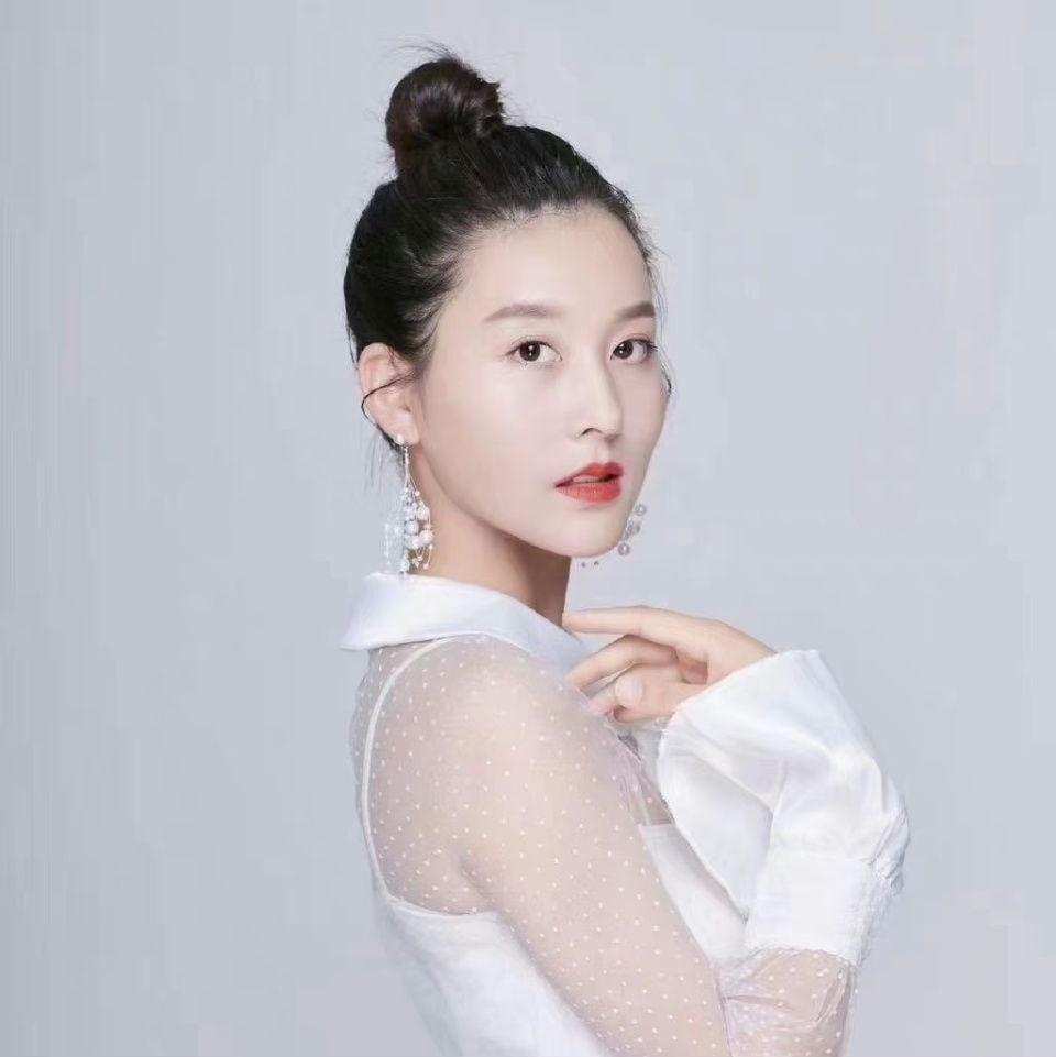 网友偶遇谢孟伟,郭珊珊,二人举止亲密,力破婚变传闻