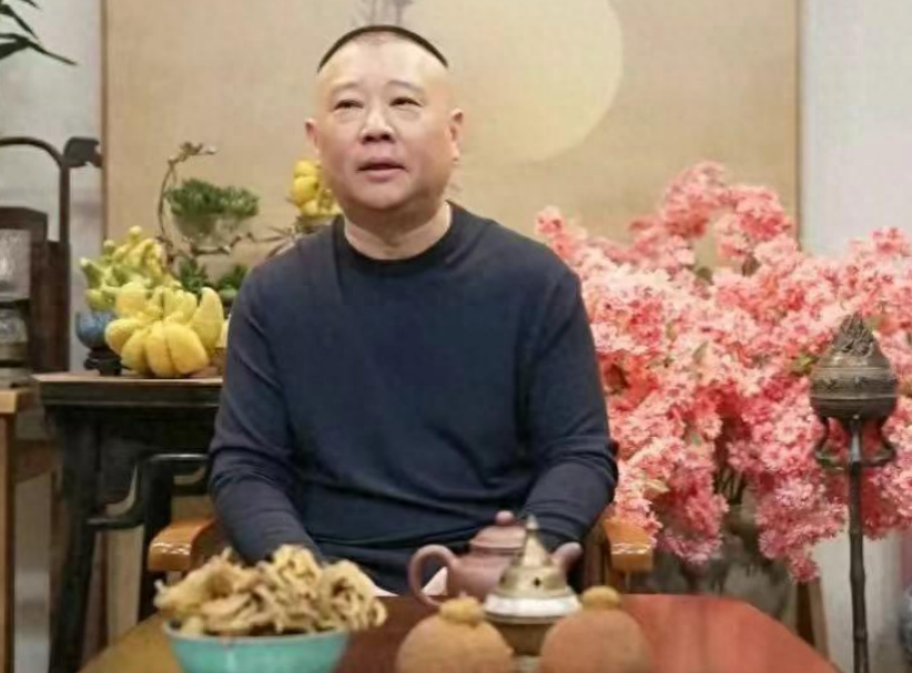 郭德纲直播礼物收到手软曹云金不忘捧场这是在示好吗