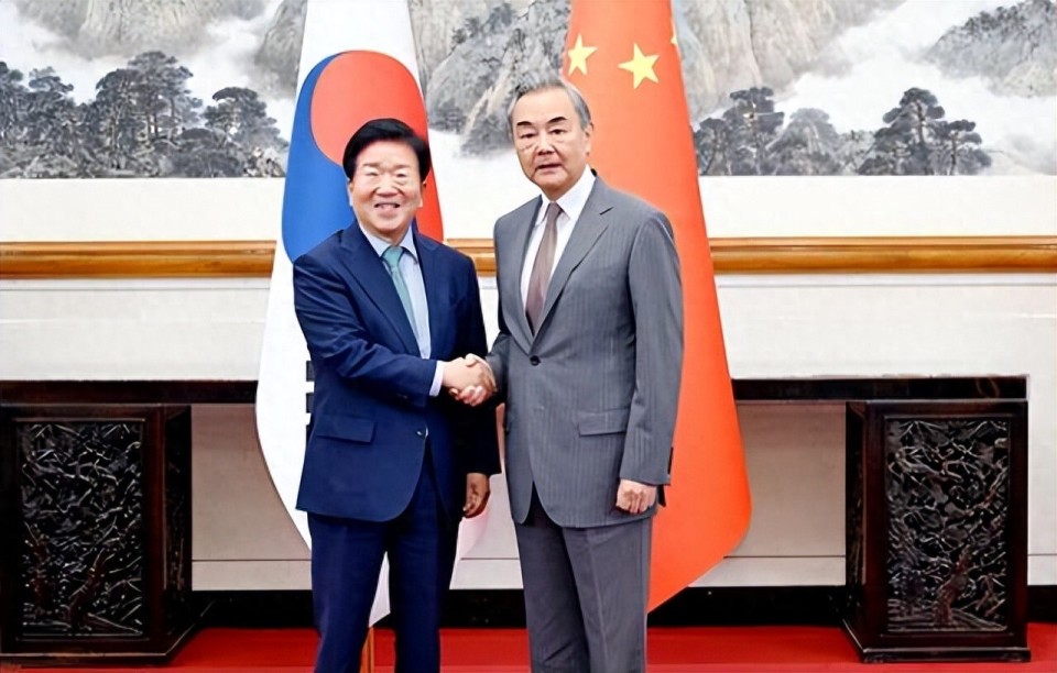 韩国特使团在北京的第3天，宣布访华成果，强调中方提了一个要求_腾讯新闻