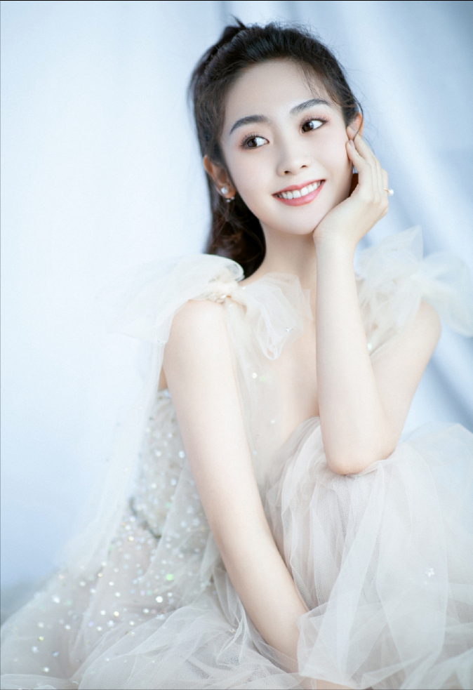 捡漏成了大制作女主,《烈焰》后她事业腾飞,新剧搭