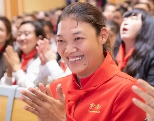 土皇后！范繼文妻子禁止女隊員留長發穿裙子+談戀愛 丈夫卻猥褻女隊員 - 