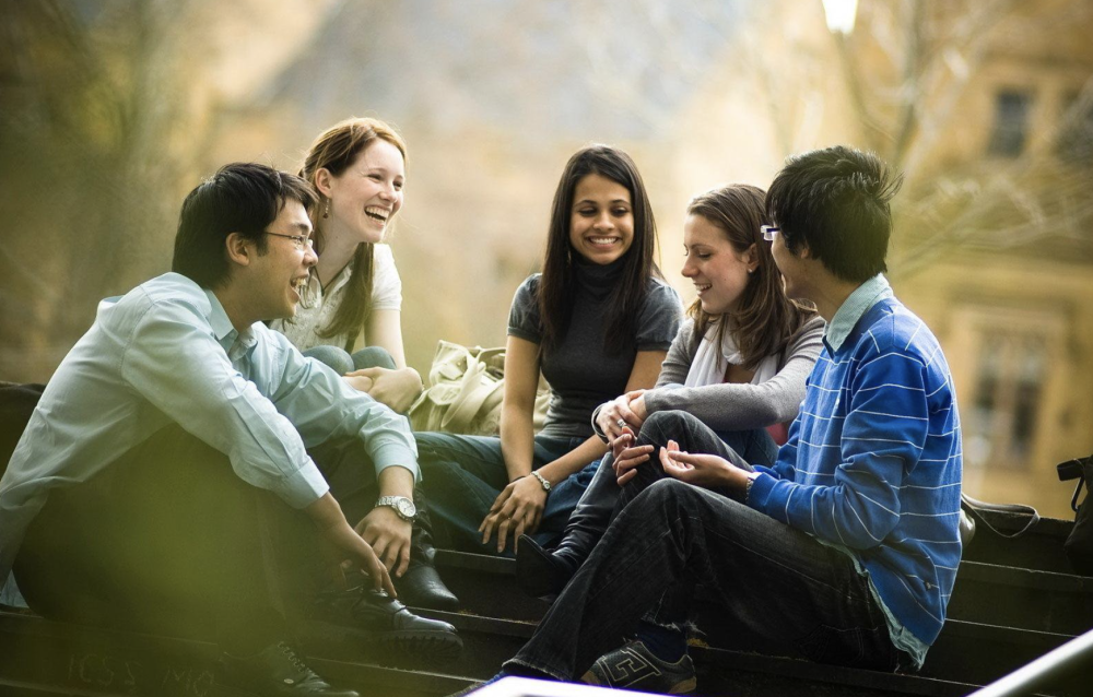 国外学生到中国读硕士_国外学生到中国读硕士要多少钱