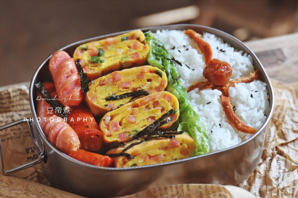 老母亲做的春游便当,在朋友圈火了,接地气不铺张还特有食欲感_腾讯