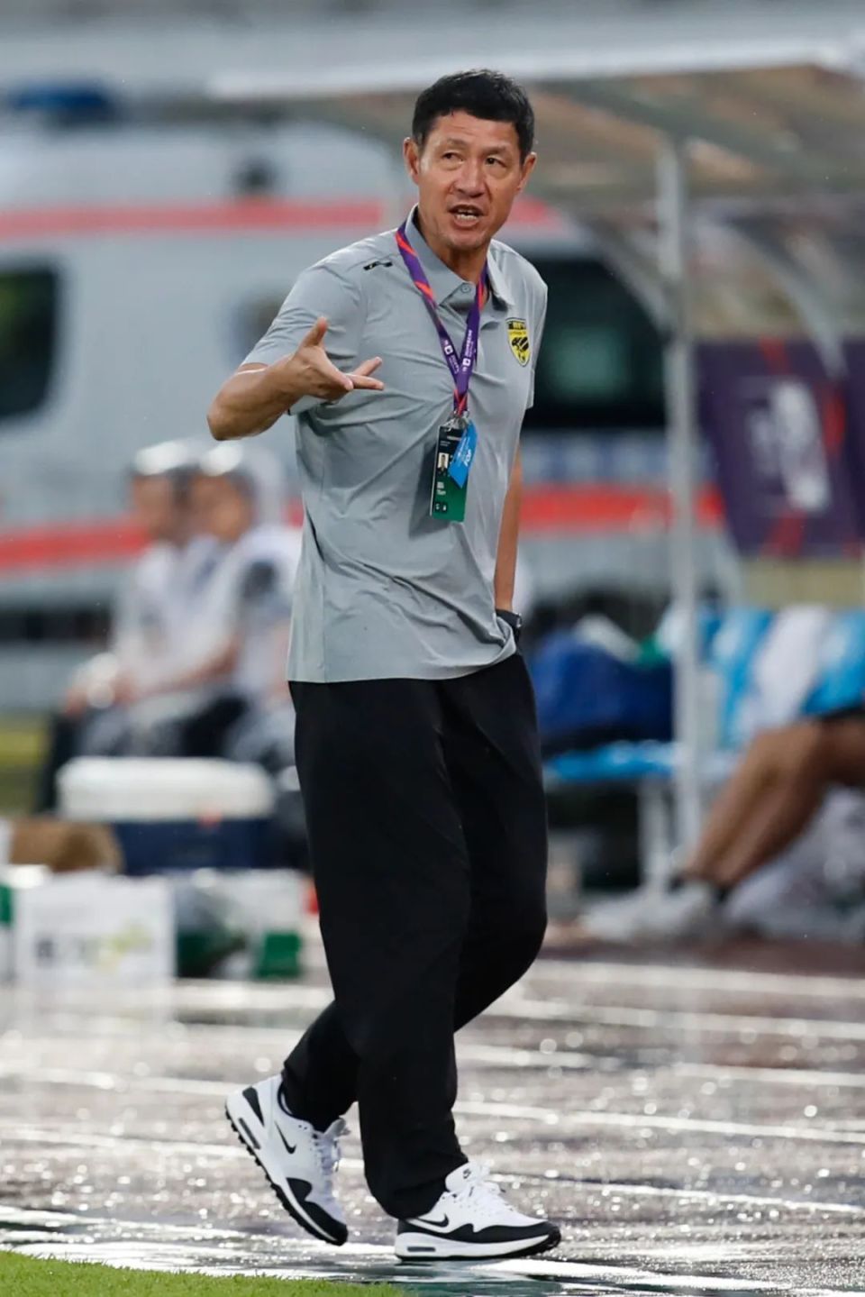 黎兵:广州球迷懂球,广州豹要先练好内功,才会获得更多的关注