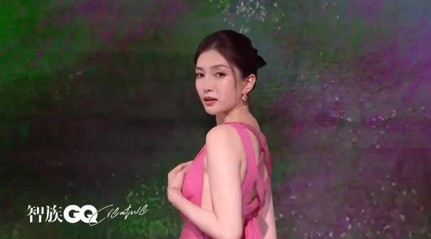 ����һ���GQʢ�� ���Ǵ�����Ϻ� GQ����ó���ɱ��ﵶ�����