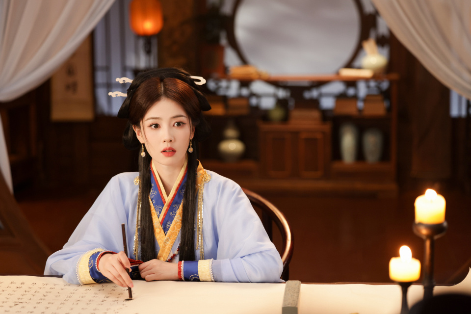 张若昀《雪中悍刀行2》未拍先火,李庚希或将被换,3位小花呼声高