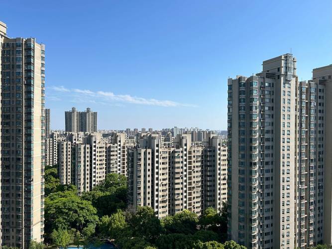 小阳春后劲十足、成交持续走高，房地产迎来结构性拐点，不同城市命运大不同_腾讯新闻