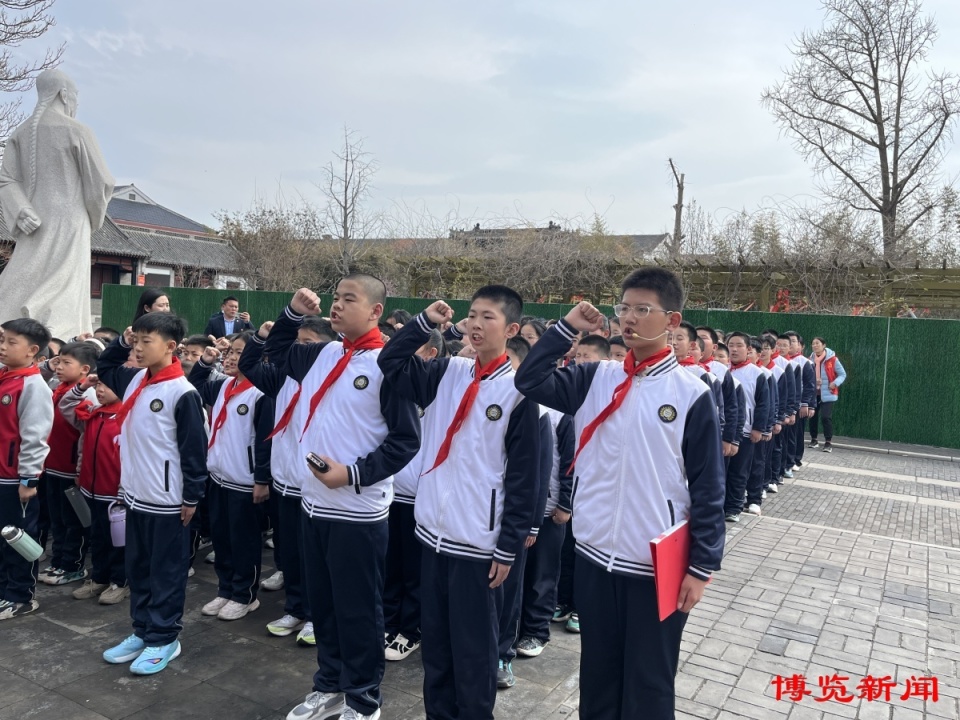 桓台县新城中学学子徒步远行感受渔洋文化