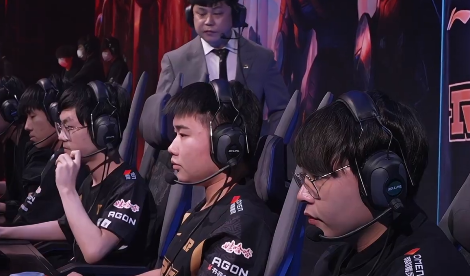 春季赛开门黑rng遭遇三连败能考虑下自由人doinb吗