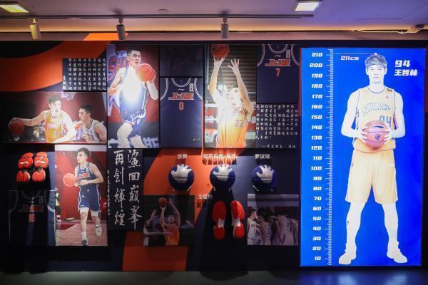 太壕！上海男篮主场曝光：NBA级别＋容纳18000观众，值得球迷期待_腾讯新闻