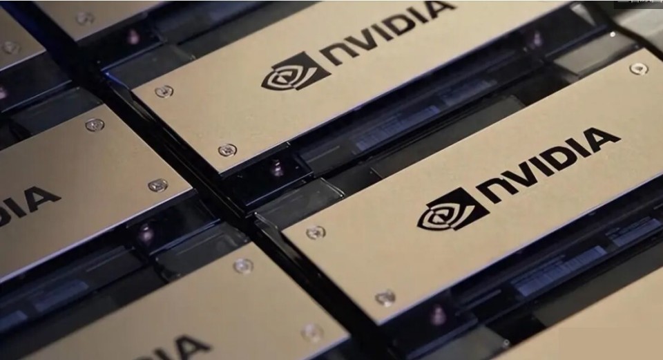 英伟达对大陆特供版GPU，因美国的芯片限制措施面临不确定性_腾讯新闻