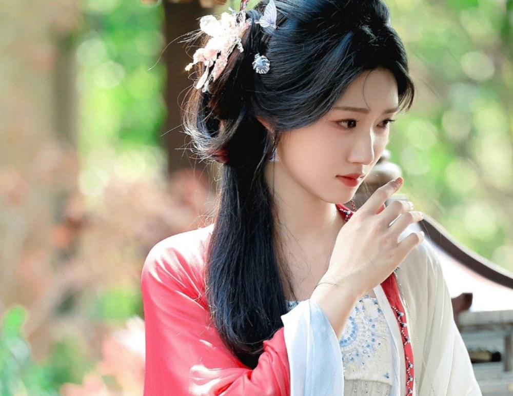 红衣惊艳蓝衣太仙气,男主颜值好高!