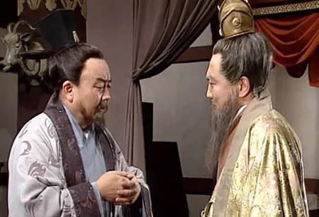 曹操打赢官渡之战是奇迹,能撑过官渡战前袁绍的阴谋暗战更是奇迹