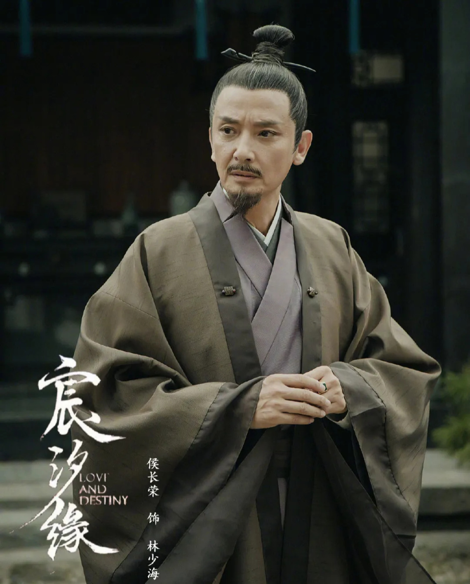 《长相思》侯长荣:因《红楼梦》走红,他有如花美眷和一对帅气双胞胎