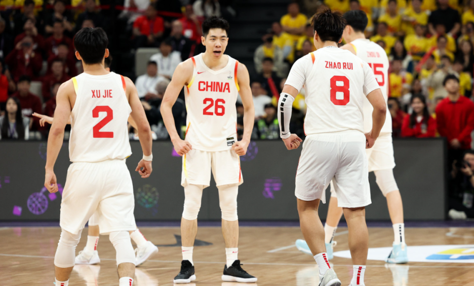 中国男篮赴欧17人大名单出炉！8后卫+3内线，郭士强面临严峻挑战