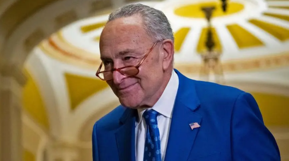 中国刚欢迎舒默率团访华,不到48小时,美就宣布制裁42家中企_腾讯新闻