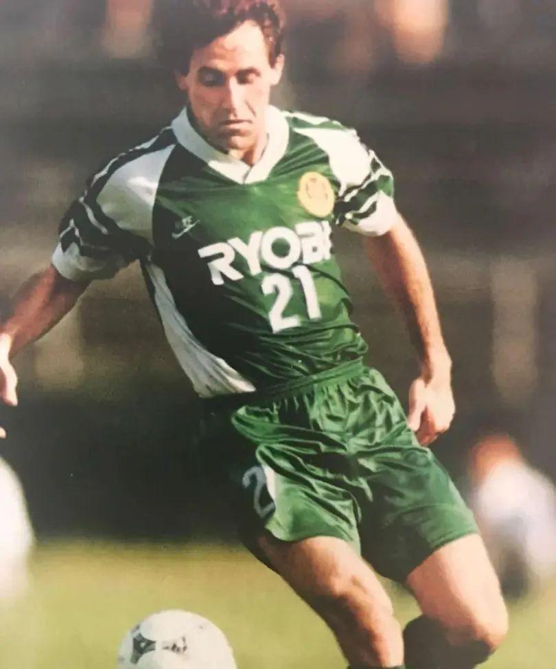 金指当年的532防守反击也是苏亚雷斯这样吗?