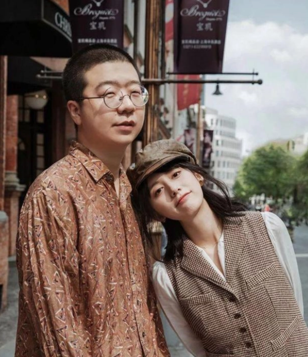 house事件殃及李诞,后者黑历史被揪出,家中挂东亚病夫牌匾