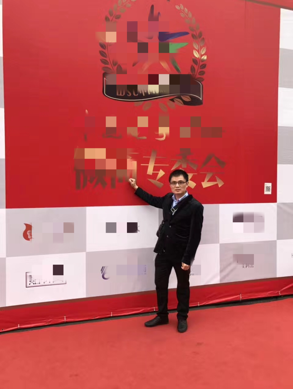 新浪財經：841995澳門跑狗圖2019年六我，80后，負債千萬后離婚，來菲律賓后疫情期發(fā)橫財，卻遭遇綁架