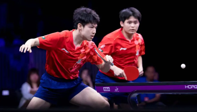WTT美国大满贯：国乒男双包揽冠亚！孙颖莎、陈幸同晋级 雨果出局