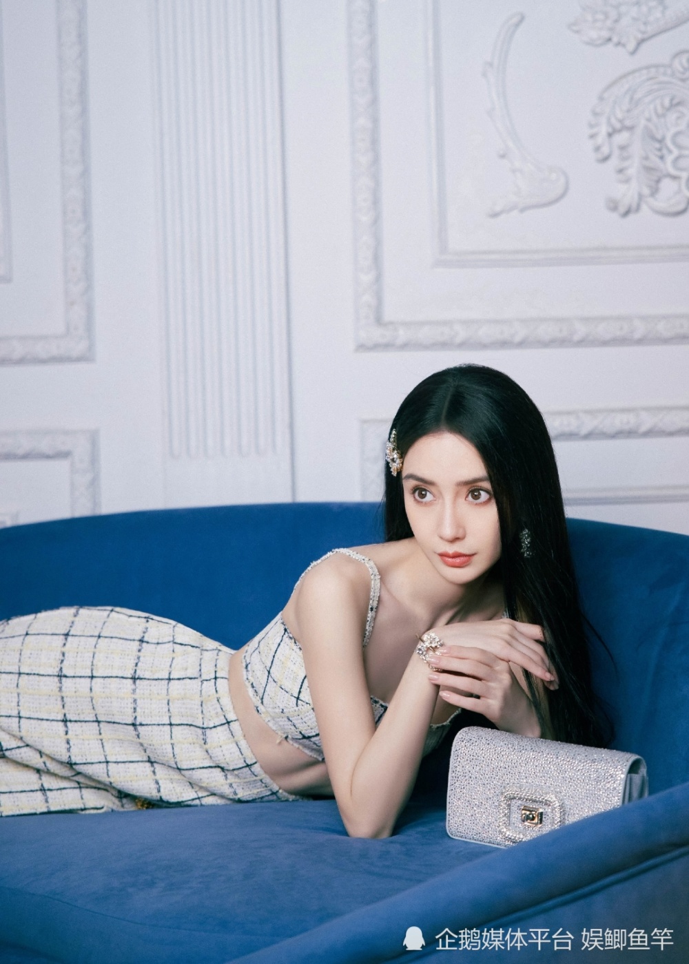 33岁女星杨颖,时尚大片美如画,美回嫩模时期,不愧是绝代佳人!