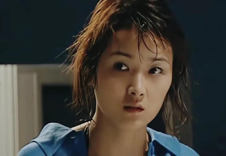 《半路夫妻》里的冯妮可;这从一直以来她饰演的角色就可管中窥豹了.