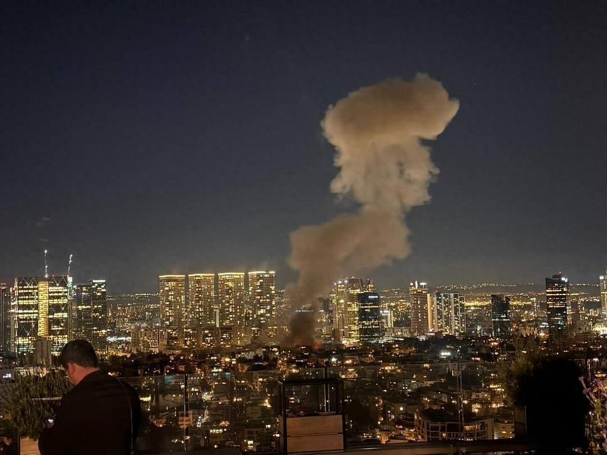 伊朗發起斬首行動，大批美軍被抬走 - 