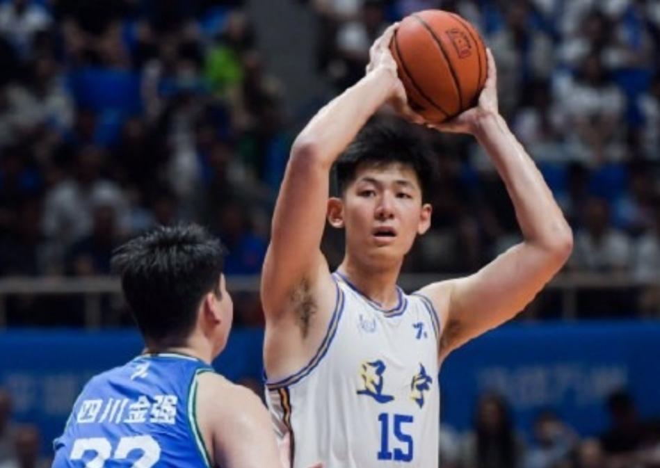张陈志峰回归辽宁,北京酝酿换帅,新疆交易中锋!