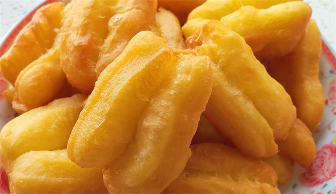 健康香酥小油条,不加矾,不用泡打粉,记住关键2点,蓬松