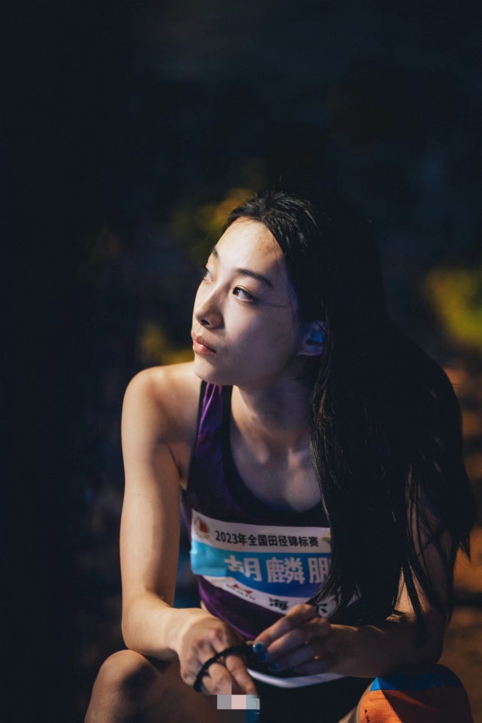 中国田径破圈突破口不是吴艳妮夏思凝而是跳高女神胡麟鹏