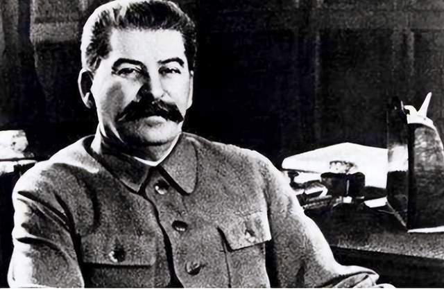 斯大林逝世到底留下了多少财产苏联清算完毕陷入沉默与愧疚中