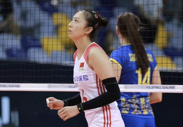 丁霞首场比赛就立功!