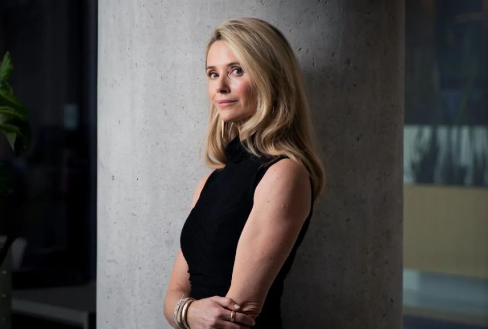 加州州长夫人apec吸睛!