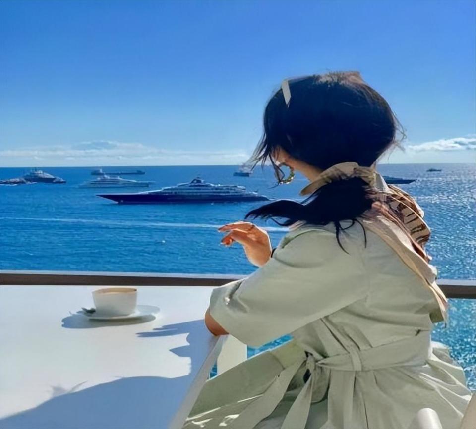 我,90后卡塔尔航空空乘,谈了西班牙男友,我们却在互相观察