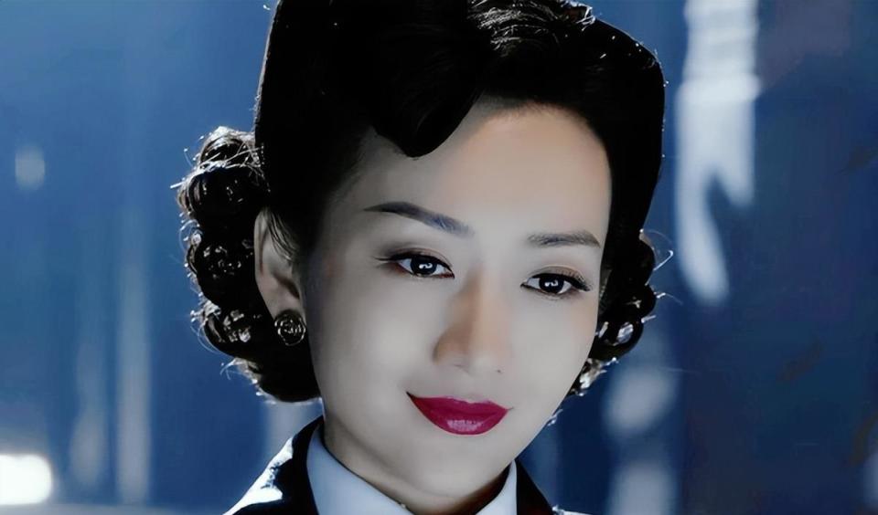 王鸥或许没想到,突然冲上热搜的2岁女儿,竟然扭转了她的口碑