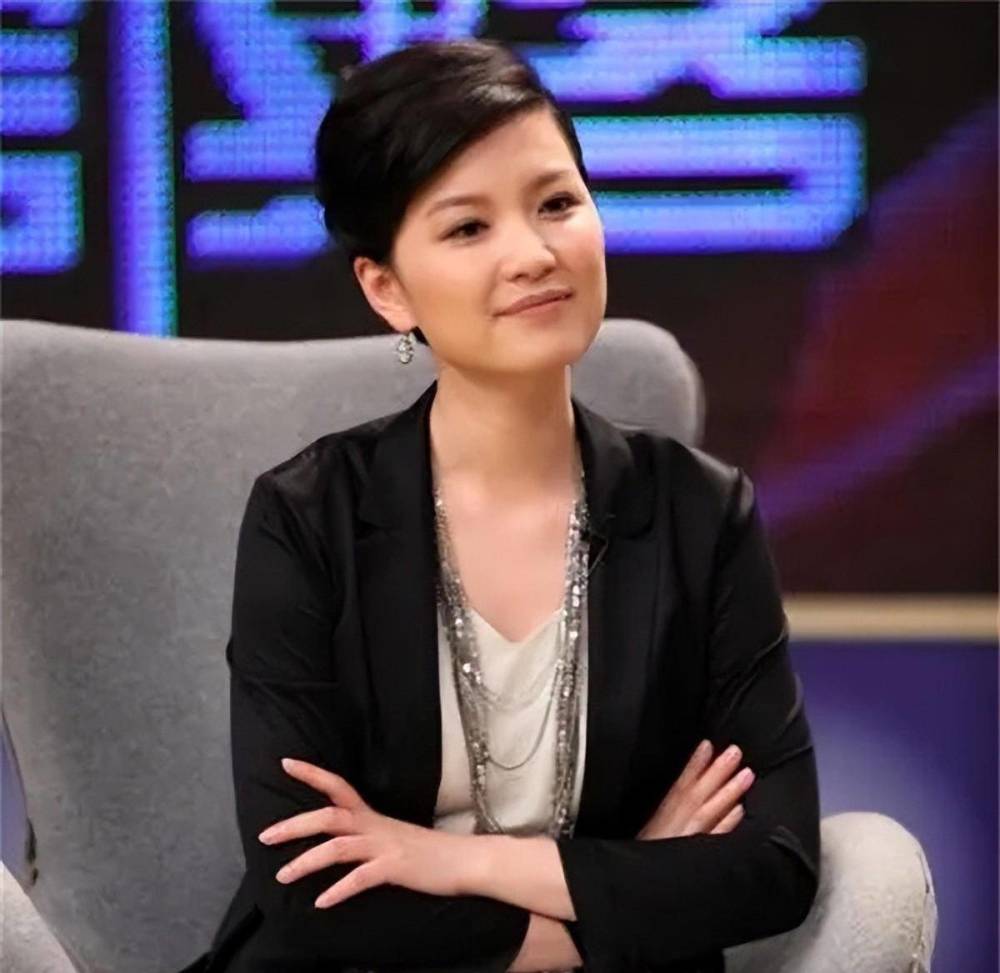 上海前首富曾经坐过牢,出狱不久便大肆庆生,还请来东方卫视六位主持人