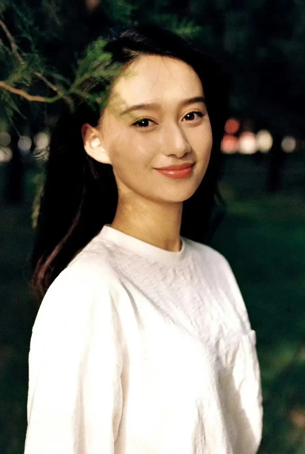 夏梦：有贵人力捧，颜值演技被嘲，曾大火的艺考学霸也泯然众人矣_腾讯新闻