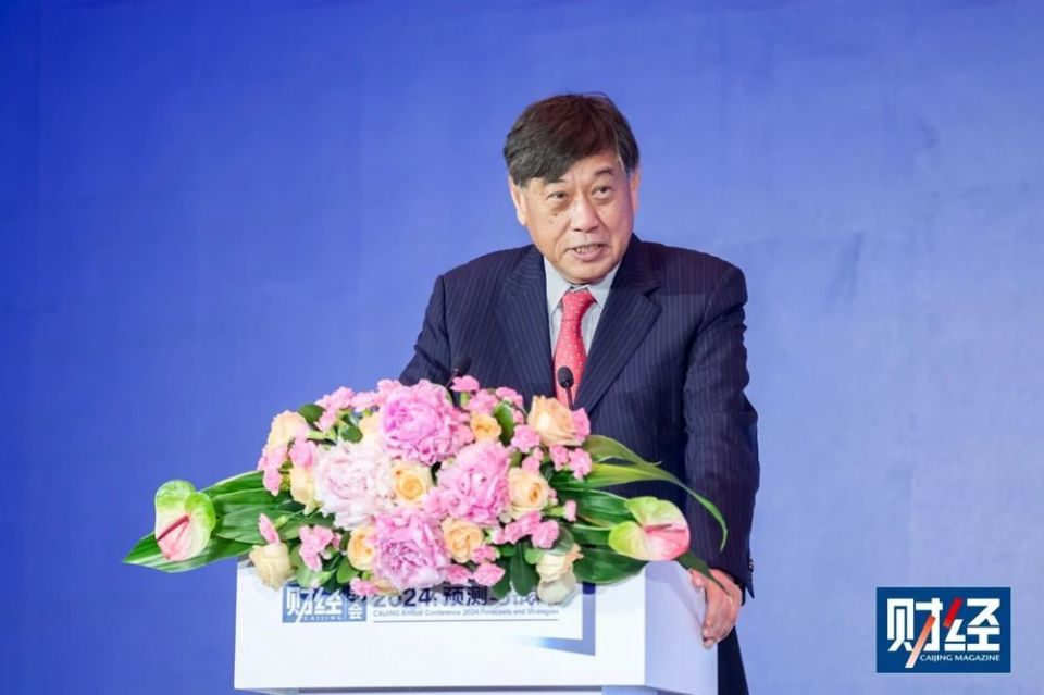 执掌《财经》26年，王波明辞任总编辑，他将证券市场引入中国_腾讯新闻