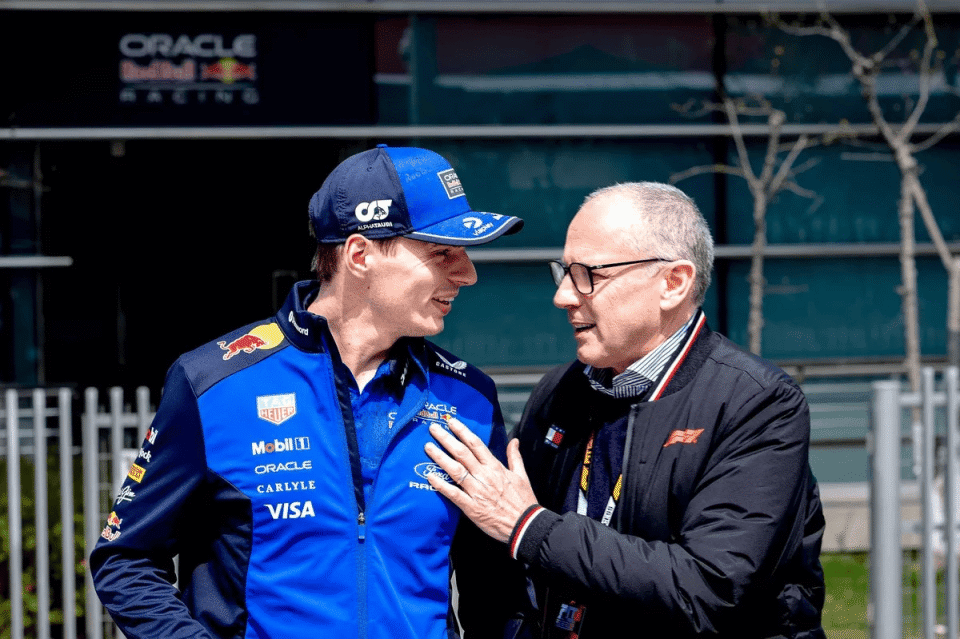 F1主席：我和维斯塔潘的交流非常坦诚；必须倾听他的声音_腾讯新闻
