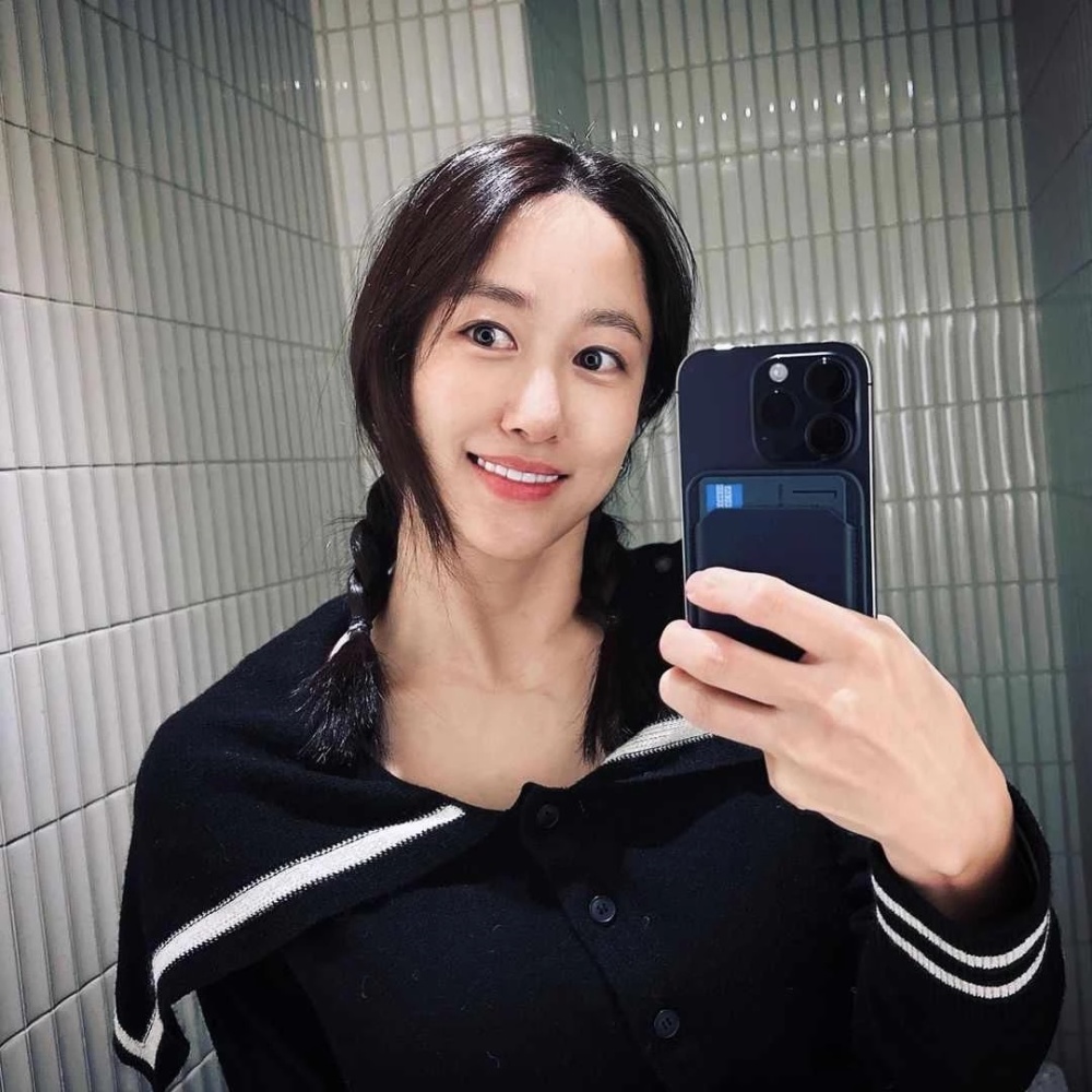 韩国女演员全慧彬,产后4个月戴帽子上综艺,坦言生孩子后的困扰_腾讯