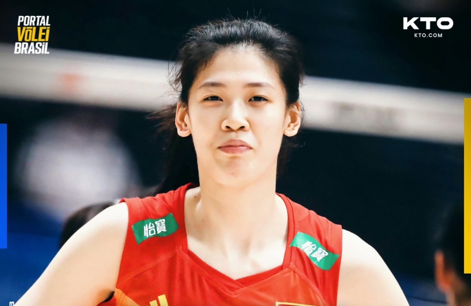 李盈莹说出心里话!四场比赛得分王不居功,谦虚评价朱婷感动球迷