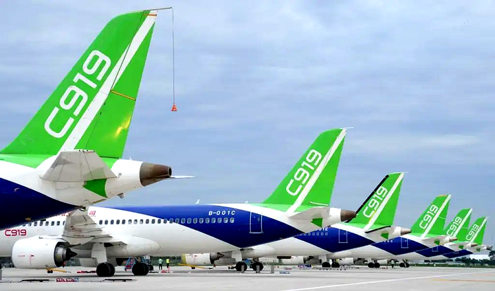 c919参加新加坡航展,首日签下40架订单,波音:将开始与中国竞争