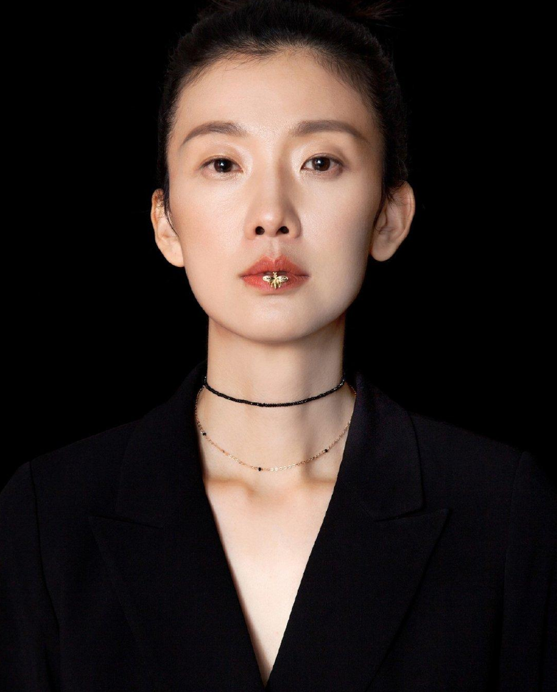 身高182的倪景阳嫁165的谢晖39岁生子边演戏边顾家婚姻幸福美满