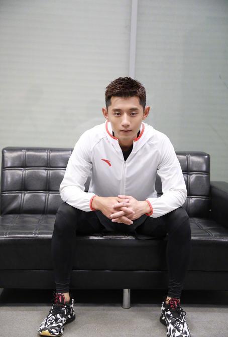 就冲张继科做的这五件事,这股男人的这股子冲劲,我个人感觉张继科这