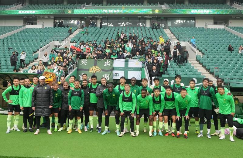 北京国安举办球迷媒体开放日,苏帅:无论踢几后卫阵型都已做好准备