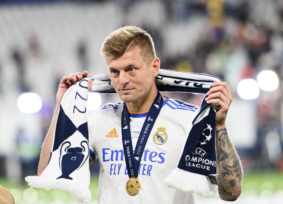 34岁德国中场克罗斯自宣今夏离开皇马,并在欧洲杯后退役