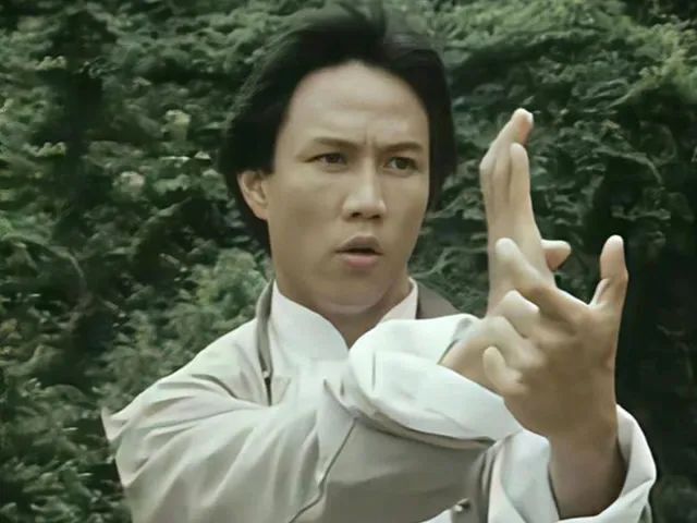 李连杰版陈真是魔改,尽管《精武英雄》依旧是佳作