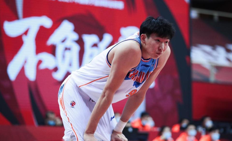 曝周琦愿意加盟北京男篮 交易能否达成全看首钢内线？_腾讯新闻