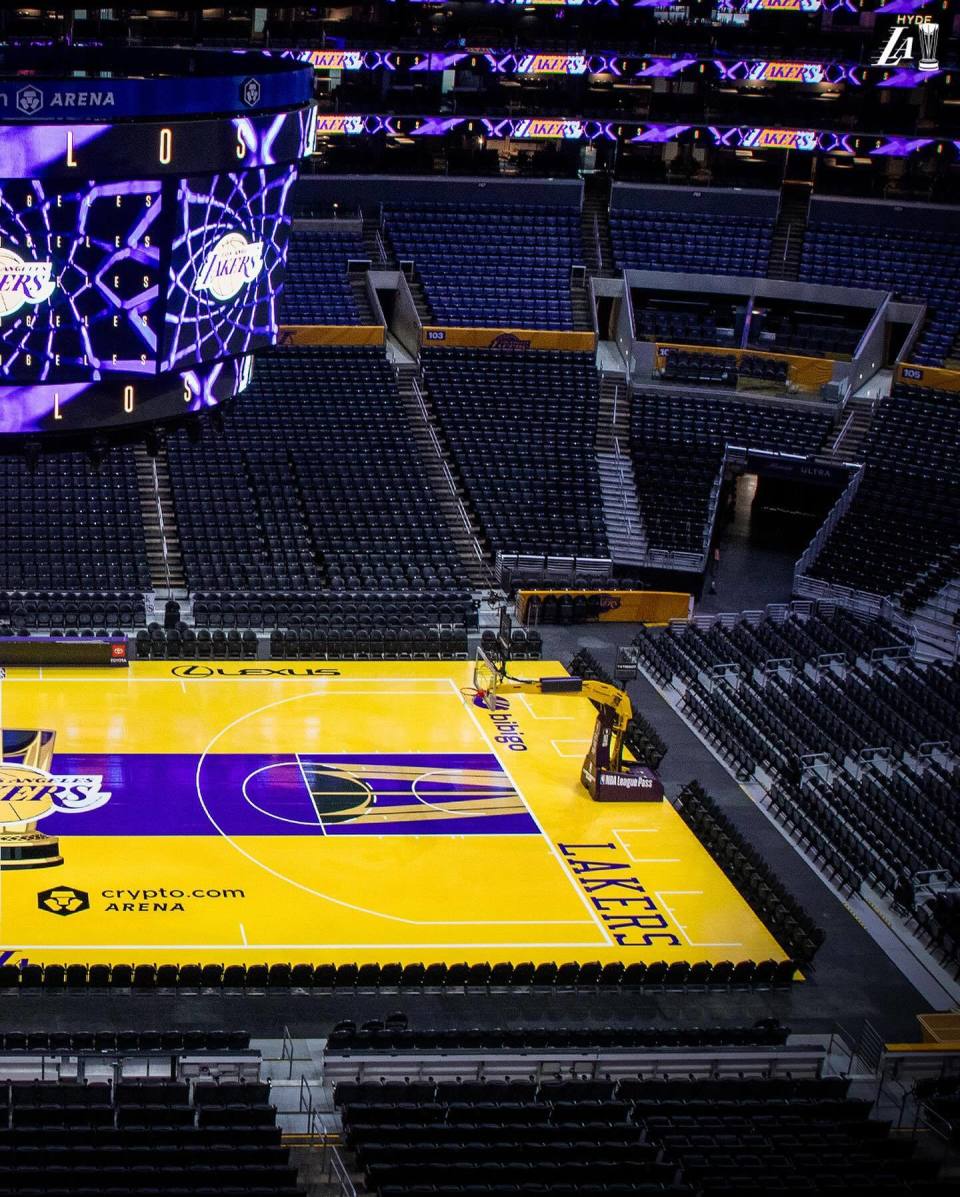 湖人积极备战季中赛!詹姆斯有望复出冲a组第一 全新主场地板已就绪